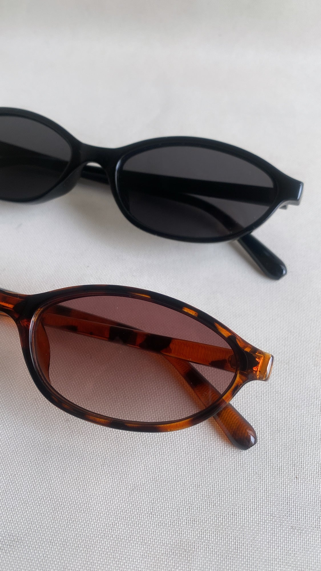 VINTAGE SHADES