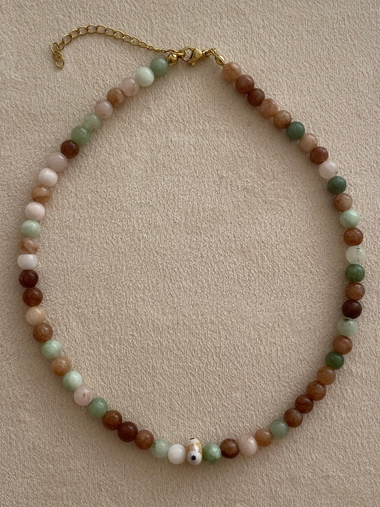 WOODLAND WHIMSY CHOCKER