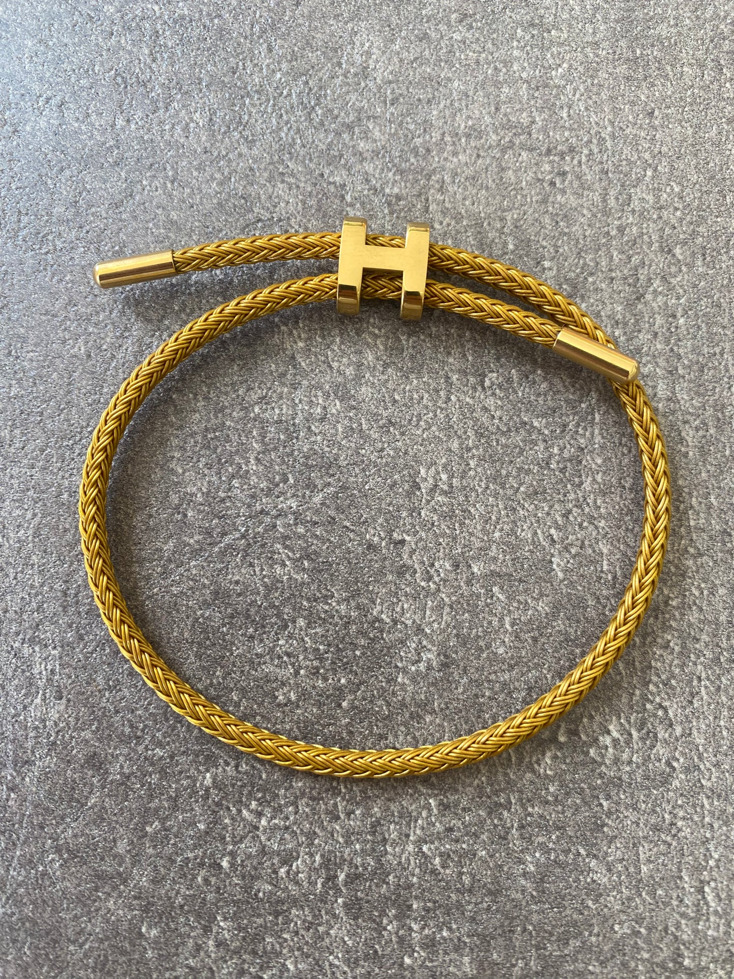 GOLDISH