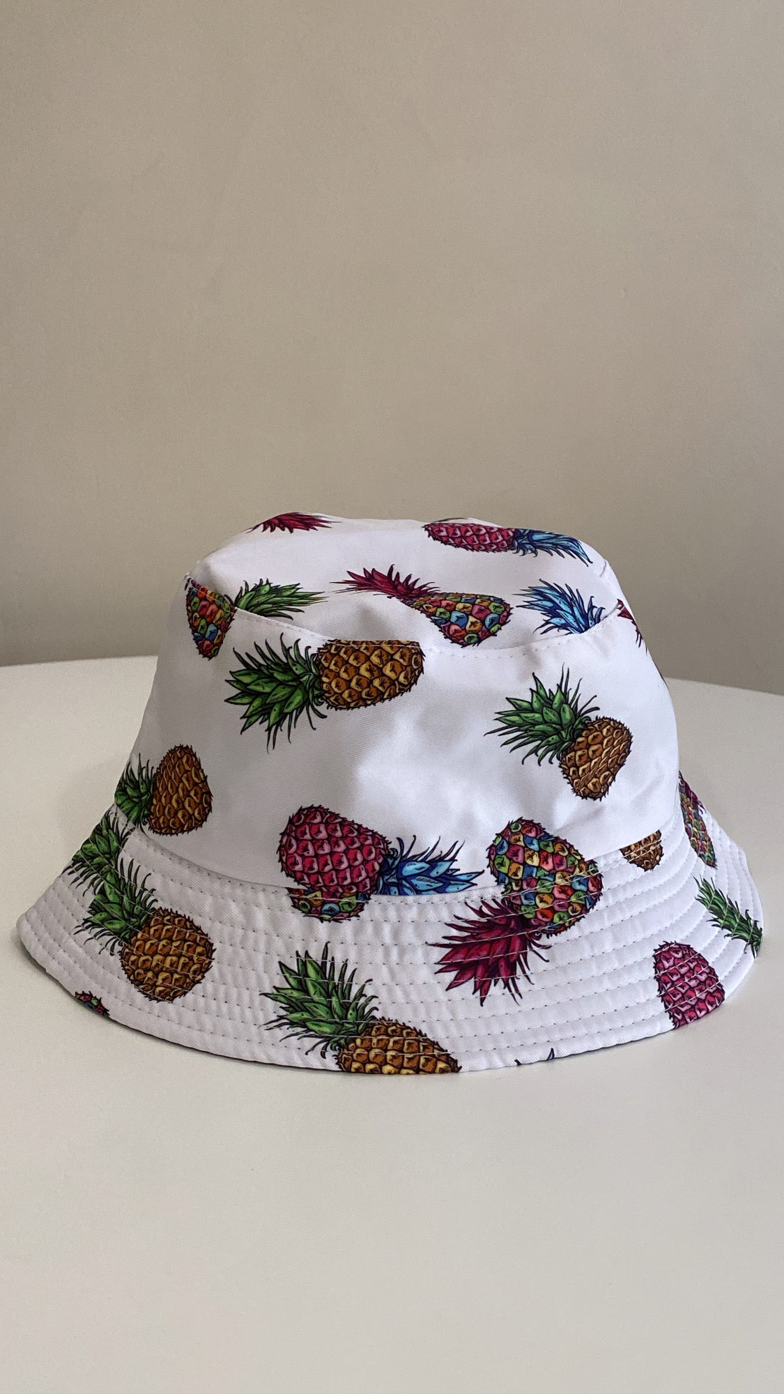 PINEAPPLE BUCKET HAT