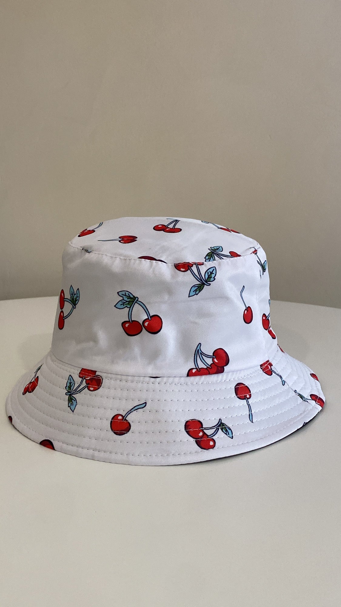 CHERRY BUCKET HAT