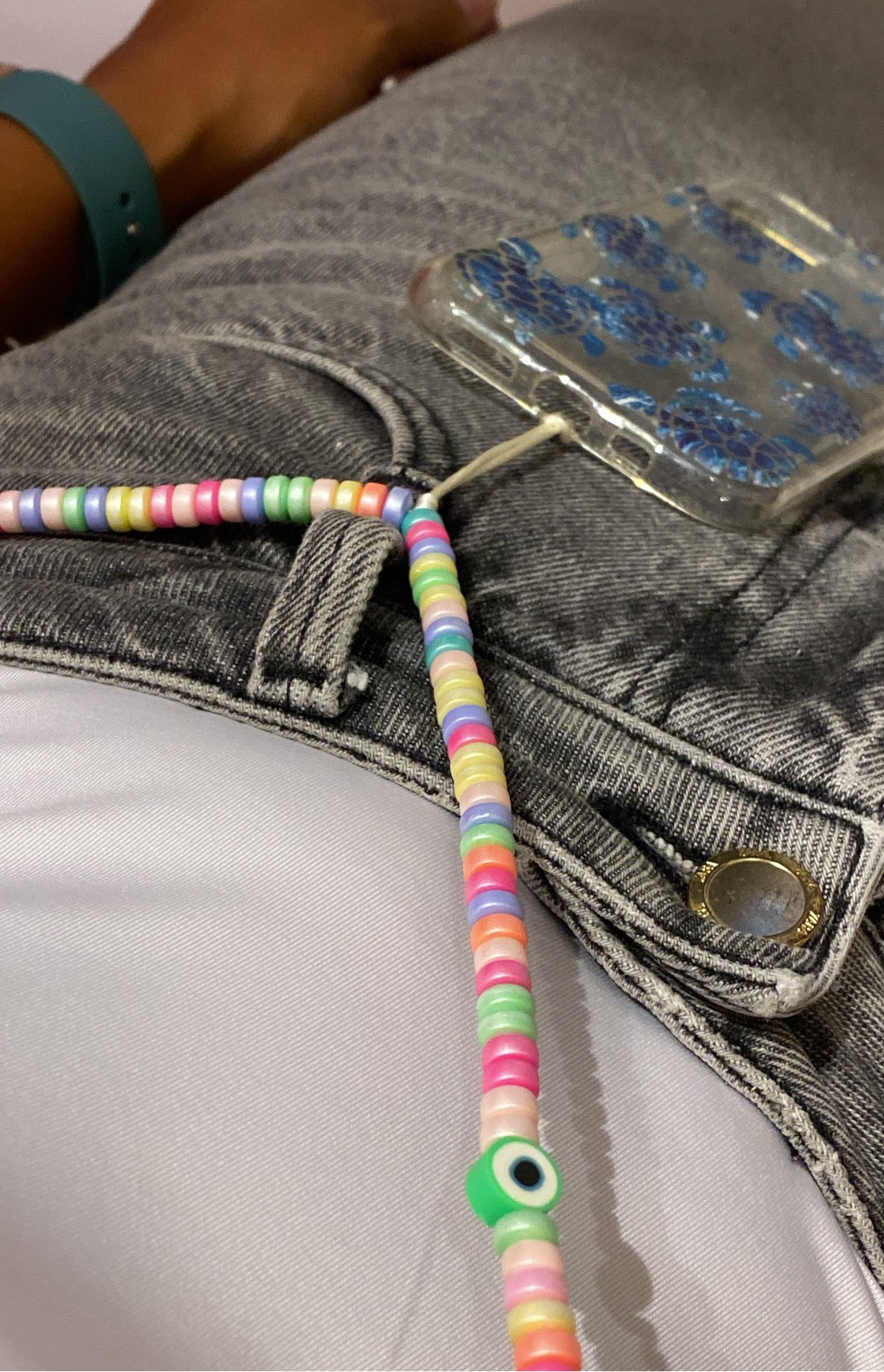 GLAZED EYE PHONE CHAIN