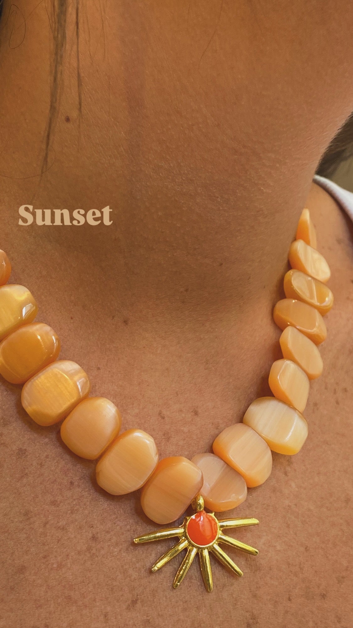 SUNSET NECKLACE