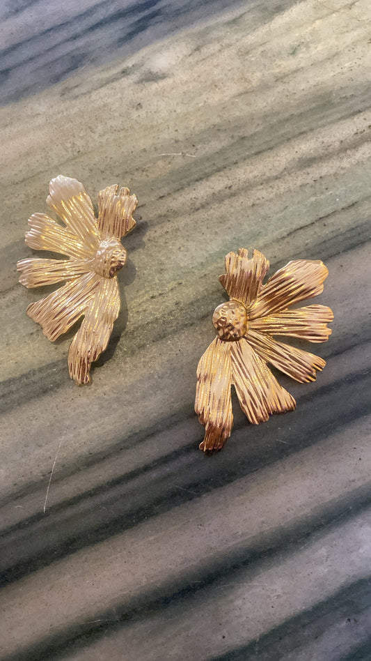 HALF FLOWER ER