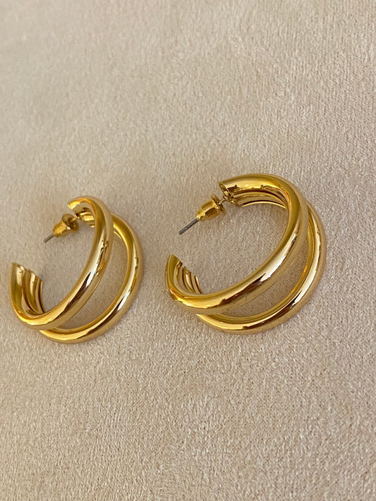 CLASSIC GOLDEN HOOPS