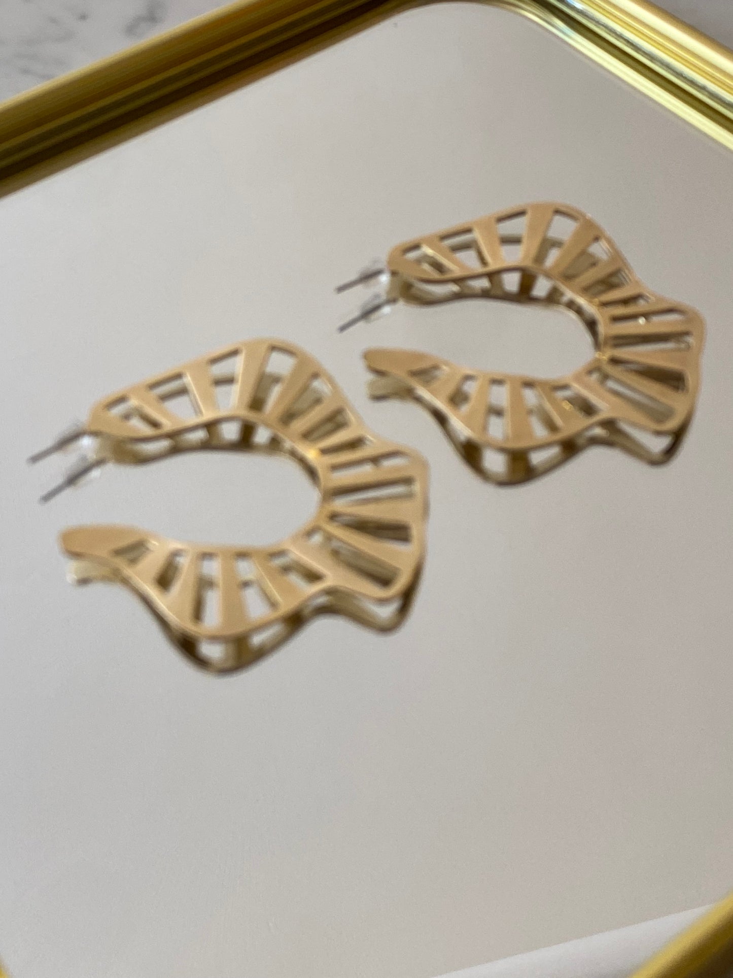 BRASS HOOP ER