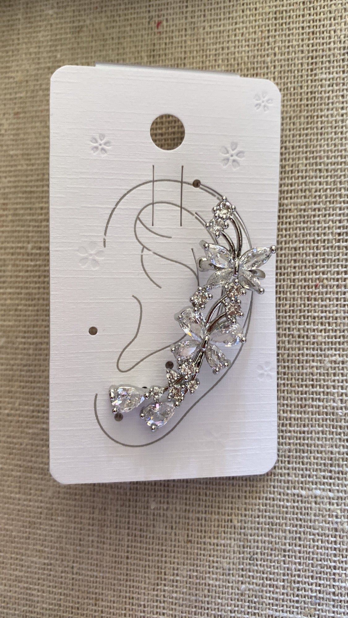 STATEMENT EARCUFFS