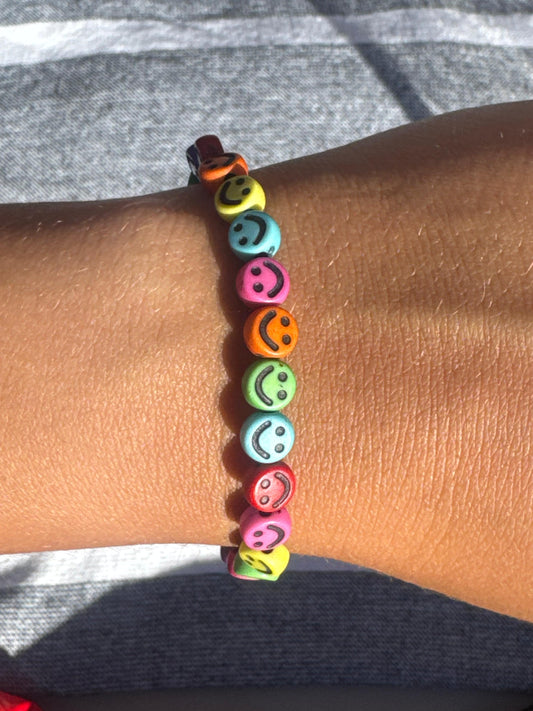 SMILEY COLORED BR