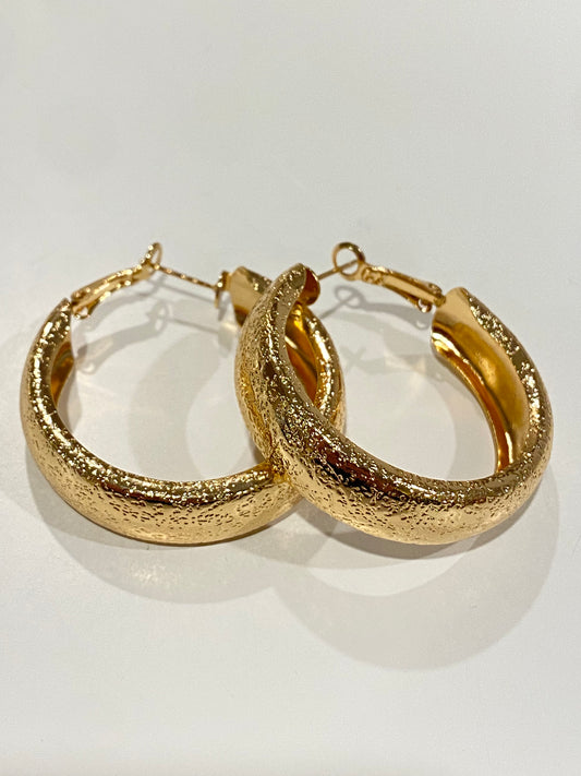 GOLD HOOPS
