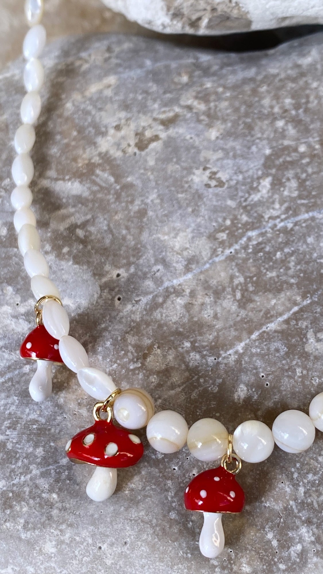 MUSHROM PEARL NECKLACE